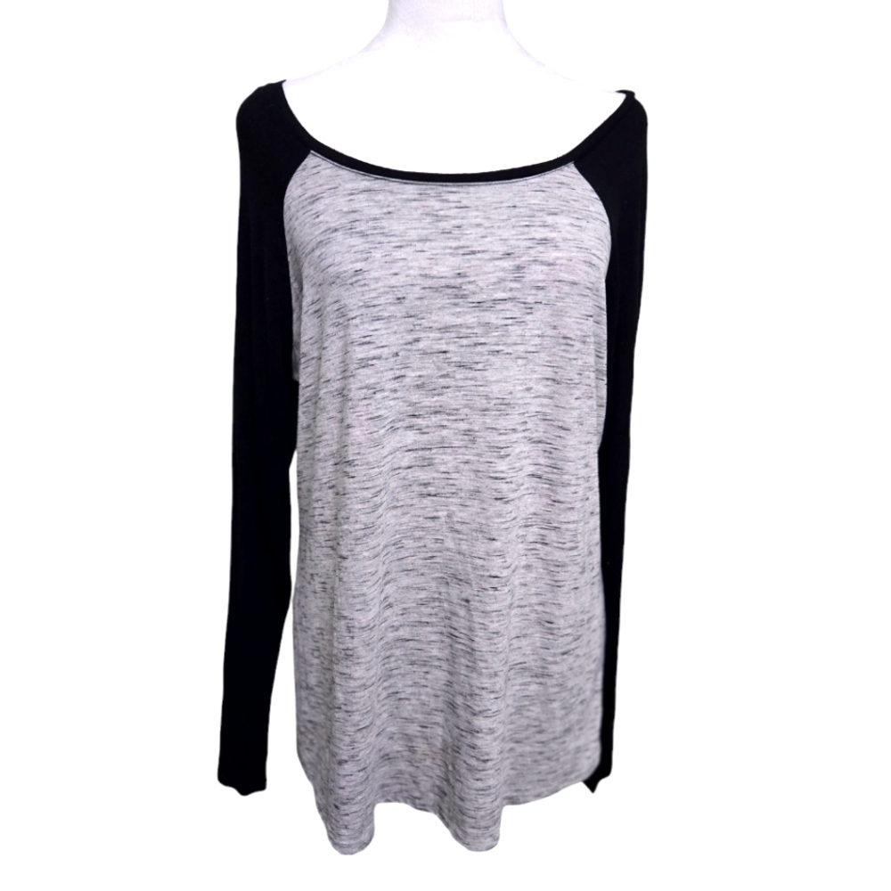 I jeans by Buffalo cotton jersey long sleeve gray and black size large